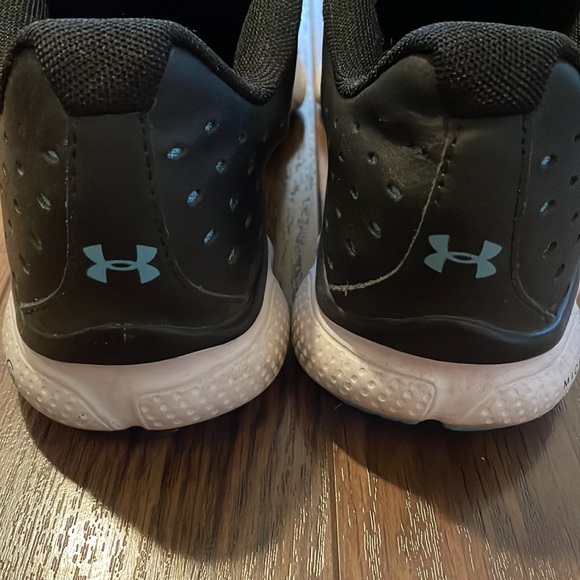 Under Armour Black Sneakers Size 6 - Picture 5 of 9